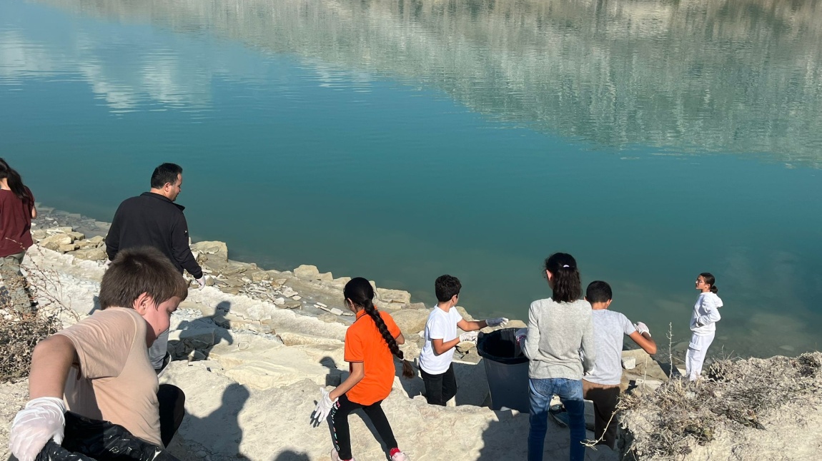 ''Yaşadığım Çevreyi Temizliyorum'' Sosyal Sorumluluk Projesi